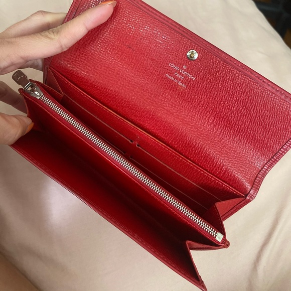 Louis Vuitton red wallet - Picture 2 of 6